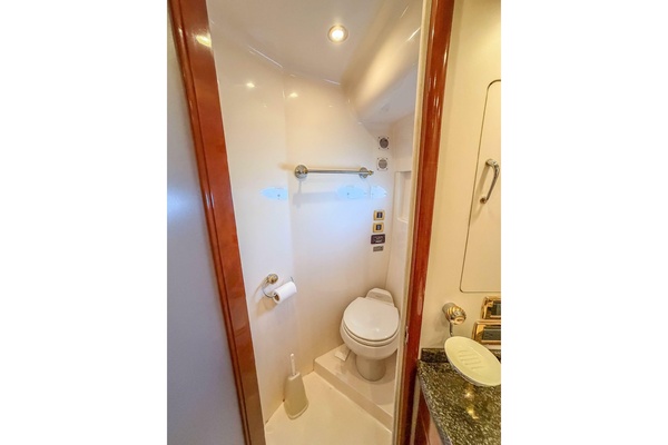 WITCHY WOMAN 57ft Carver Yacht For Sale