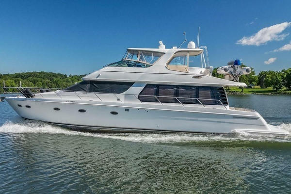 Carver - 570 Voyager Pilothouse