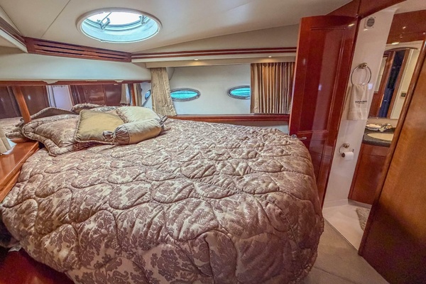 WITCHY WOMAN 57ft Carver Yacht For Sale