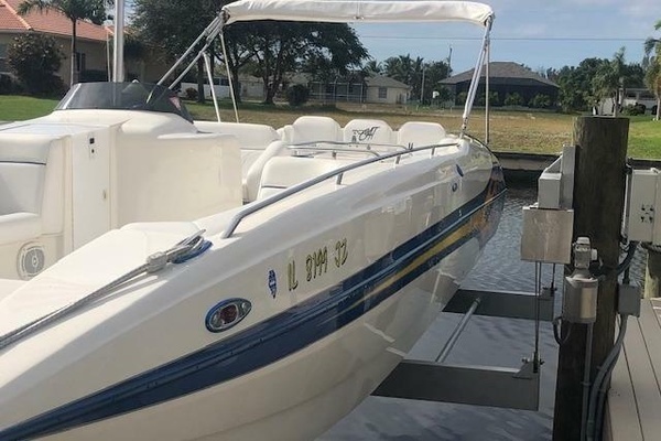 Photo of the 2005 Conquest Top Cat
