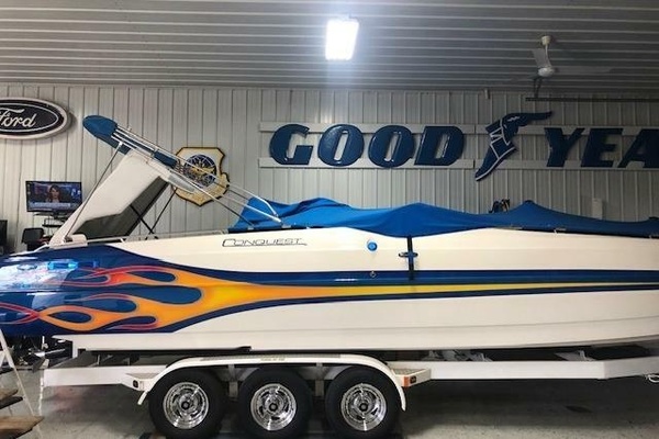 28ft Conquest Yacht For Sale