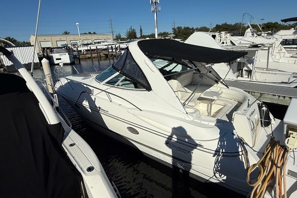Am Yam 34ft Cruisers Yachts Yacht For Sale