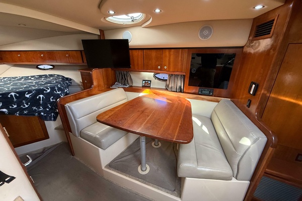 Am Yam 34ft Cruisers Yachts Yacht For Sale