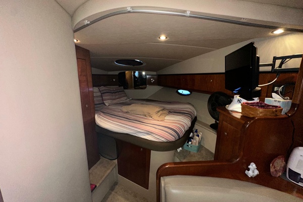 34ft Cruisers Yachts Yacht For Sale