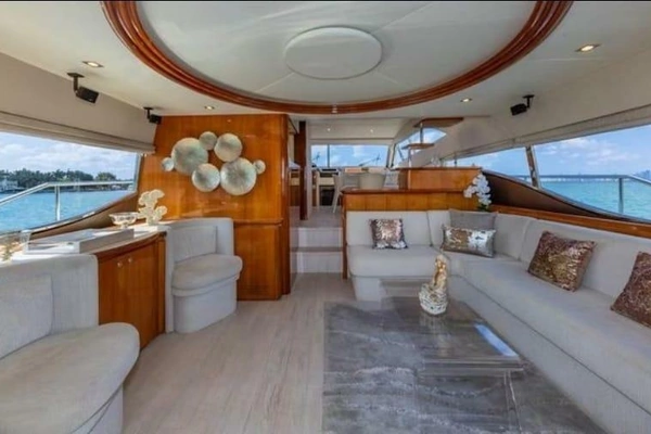 2005 Ferretti Yachts 68