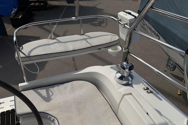 NAUTI CAT 38ft Hunter Yacht For Sale