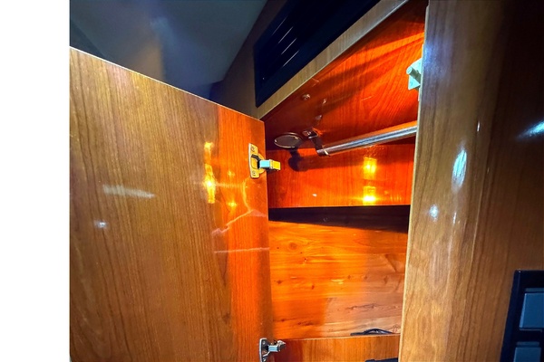 Jus Relaxin 38ft Regal Yacht For Sale