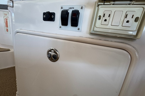Jus Relaxin 38ft Regal Yacht For Sale