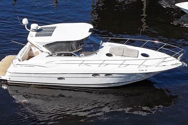 38-ft-Regal-2005-Commodore 3560 IO-Jus Relaxin Jacksonville Florida United States  yacht for sale