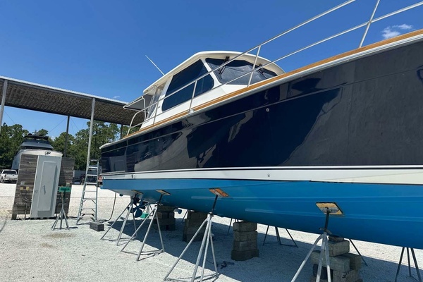 TRUE BLUE 42ft Sabre Yacht For Sale