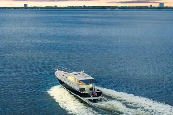 TRUE BLUE 42ft Sabre Yacht For Sale