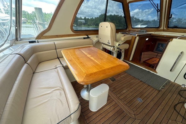 TRUE BLUE 42ft Sabre Yacht For Sale