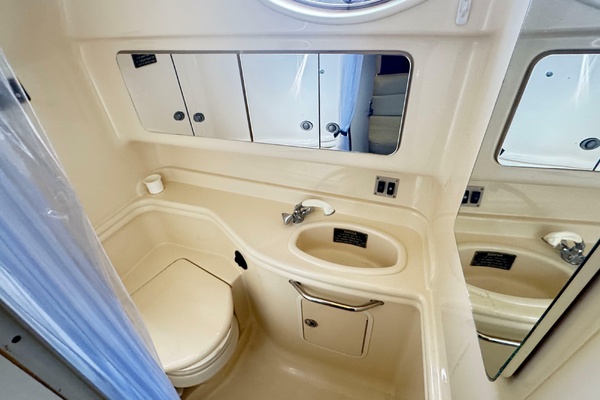 38ft Sea Ray Yacht For Sale