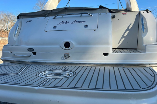 Lake Lovers 31ft Sea Ray Yacht For Sale