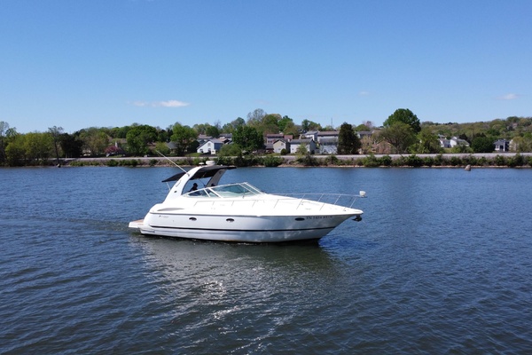 40ft Cruisers Yachts Yacht For Sale
