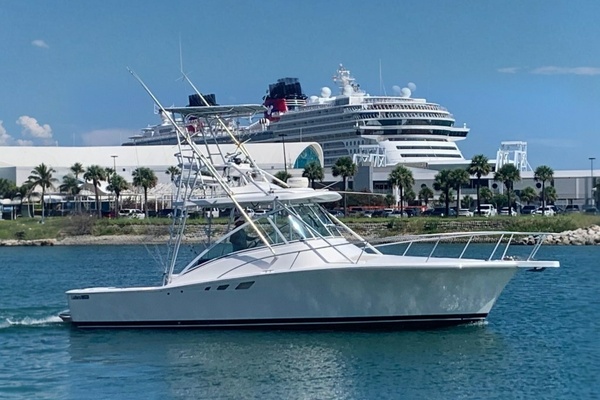 Distraction 32ft Luhrs Yacht For Sale