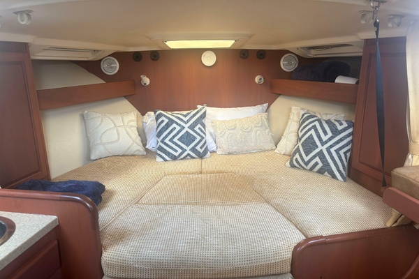 Distraction 32ft Luhrs Yacht For Sale