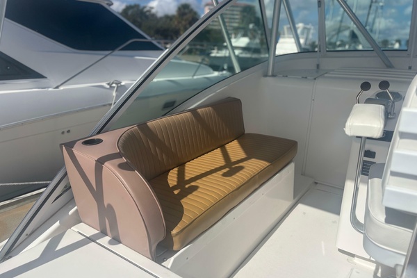 Distraction 32ft Luhrs Yacht For Sale