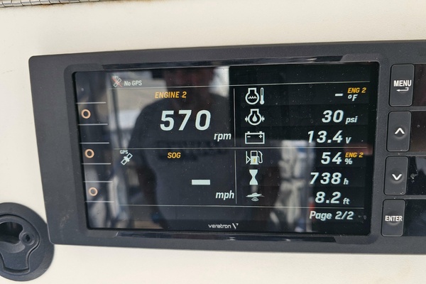 34ft Luhrs Yacht For Sale