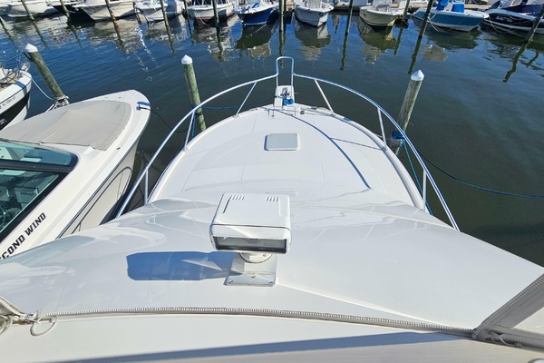 34ft Luhrs Yacht For Sale