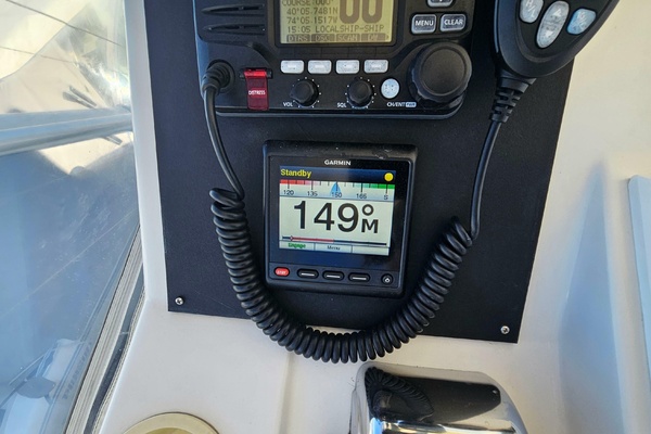 34ft Luhrs Yacht For Sale