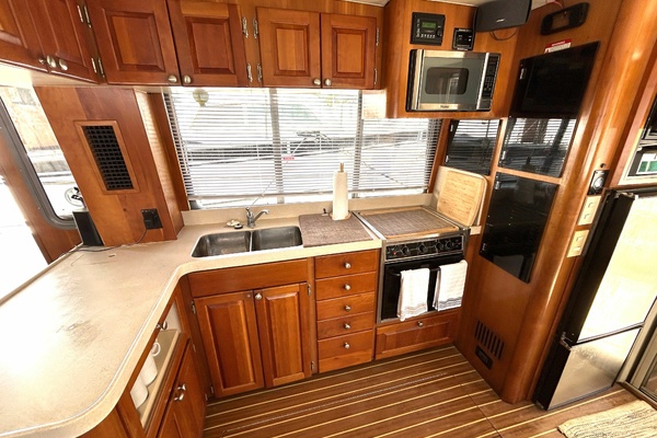 Southern Cross 40ft Mainship Yacht For Sale