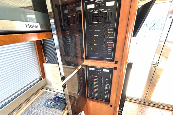 Southern Cross 40ft Mainship Yacht For Sale