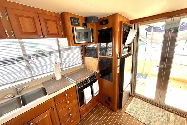 Southern Cross 40ft Mainship Yacht For Sale