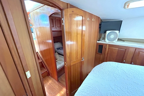 Southern Cross 40ft Mainship Yacht For Sale