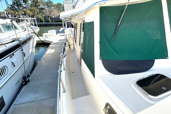 Southern Cross 40ft Mainship Yacht For Sale