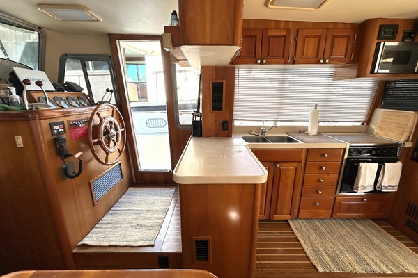 Southern Cross 40ft Mainship Yacht For Sale