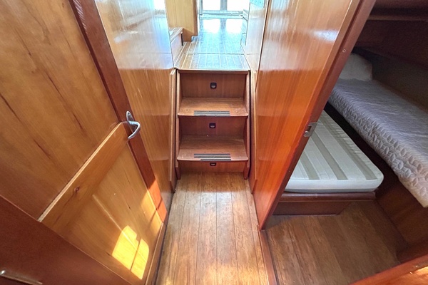 Southern Cross 40ft Mainship Yacht For Sale