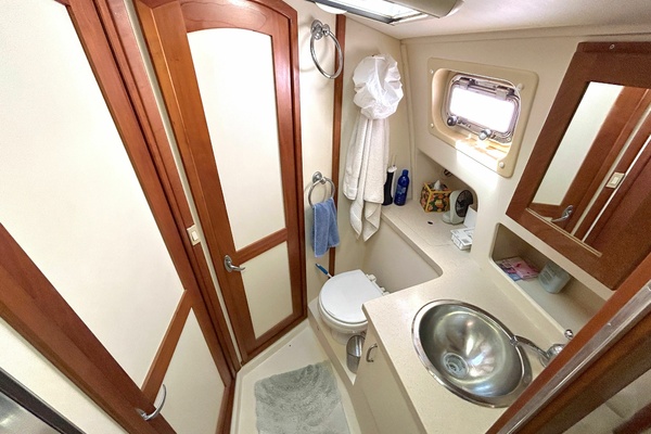 Southern Cross 40ft Mainship Yacht For Sale