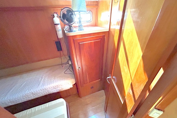 Southern Cross 40ft Mainship Yacht For Sale