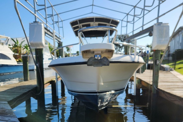 25ft Pursuit Yacht For Sale