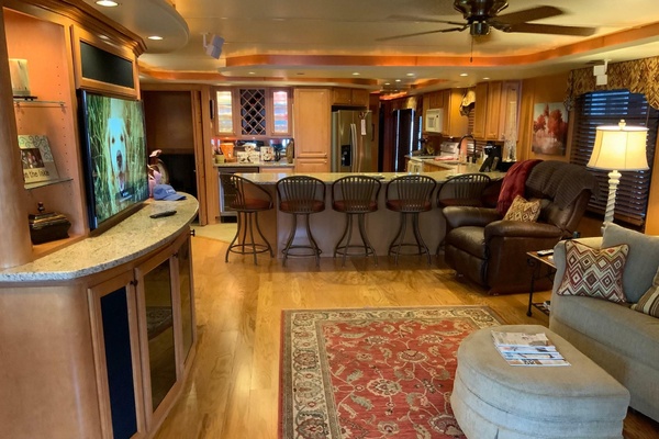 Premium 87ft Sumerset Yacht For Sale
