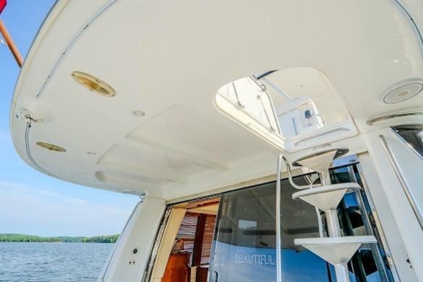 59ft Carver Yacht For Sale