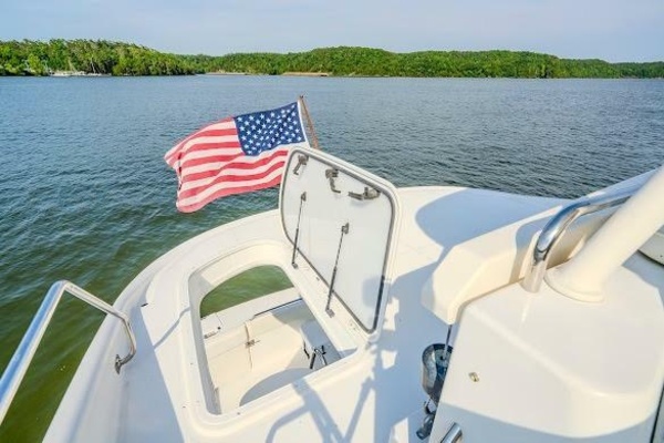 59ft Carver Yacht For Sale
