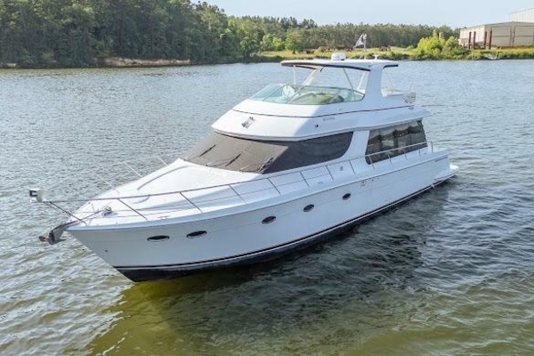 2003 Carver 59