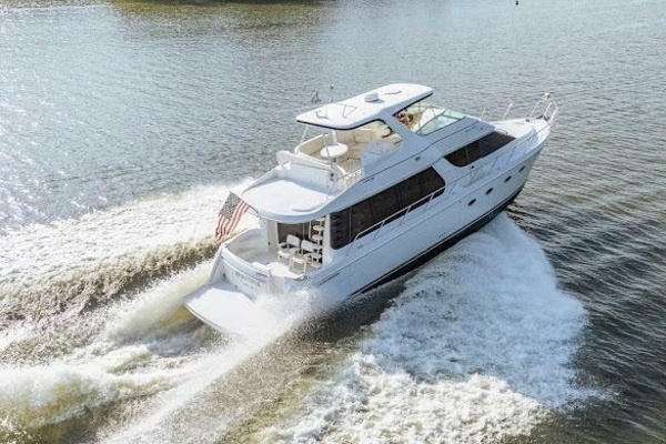 59ft Carver Yacht For Sale
