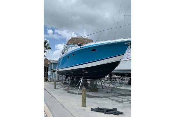 WINE DOWN 42ft Formula Yacht For Sale