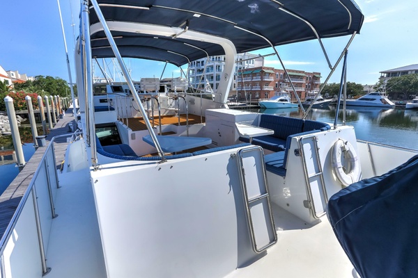 Harpazo 57ft Jefferson Yacht For Sale