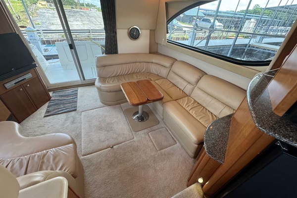 2003 Meridian 46
