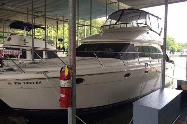 2003 Meridian 46