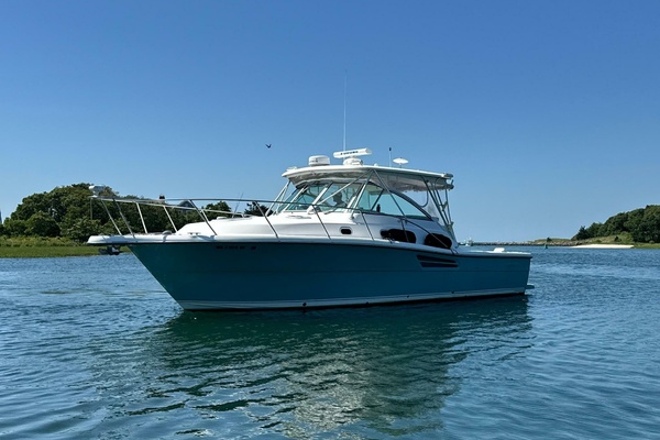 Maggie D 34ft Pursuit Yacht For Sale