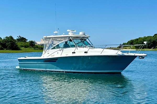 Maggie D 34ft Pursuit Yacht For Sale