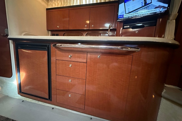Sea Joy 37ft Sea Ray Yacht For Sale