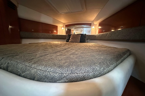 Sea Joy 37ft Sea Ray Yacht For Sale