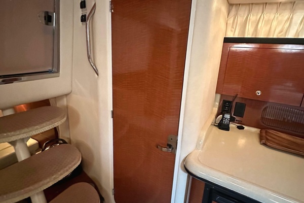 Sea Joy 37ft Sea Ray Yacht For Sale