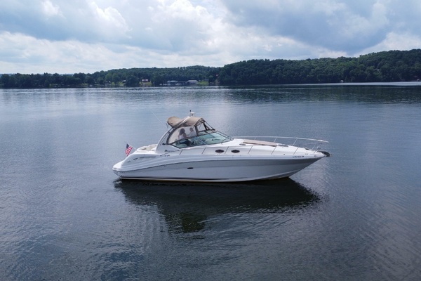 34ft Sea Ray Yacht For Sale
